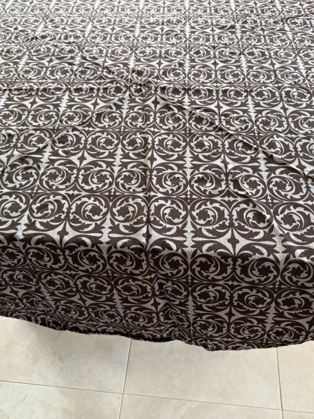 Hen House Linens brand hen